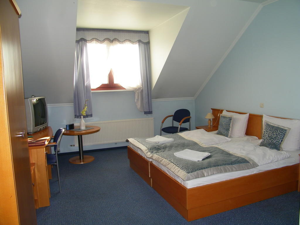 Hotel Restauracja Tawerna Gliwice Værelse billede