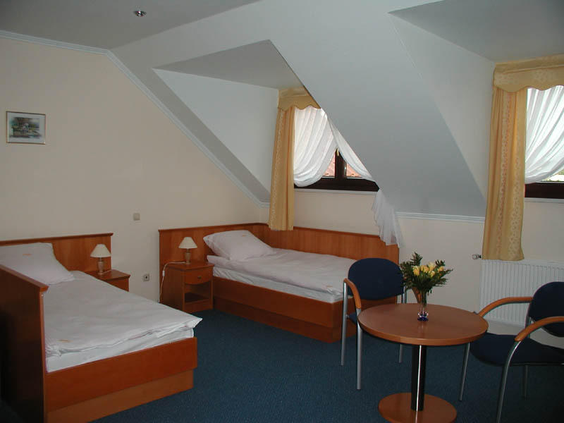 Hotel Restauracja Tawerna Gliwice Eksteriør billede
