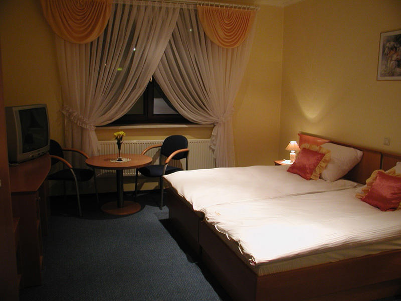 Hotel Restauracja Tawerna Gliwice Værelse billede