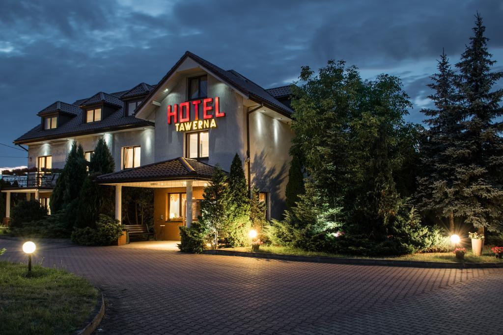 Hotel Restauracja Tawerna Gliwice Eksteriør billede