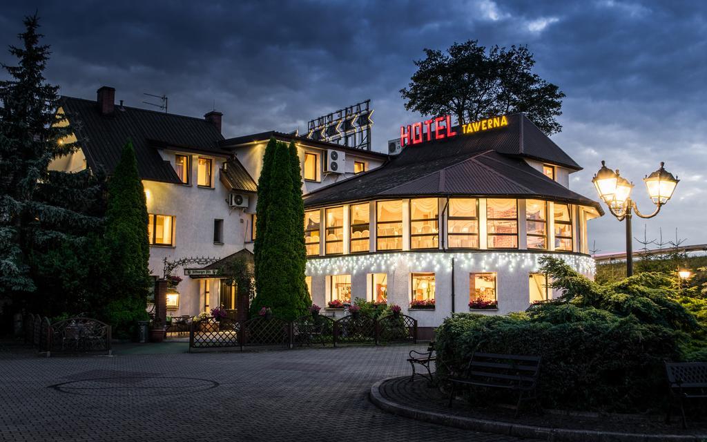 Hotel Restauracja Tawerna Gliwice Eksteriør billede