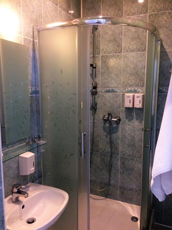 Hotel Restauracja Tawerna Gliwice Eksteriør billede
